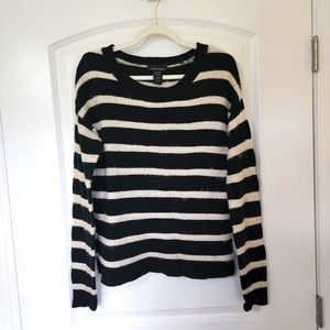 Sweater Project Junior's Striped Scoop Neck Long Sleeve Pullover Sweater Medium